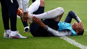 Mbappé touché à la cheville
