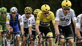 Chris Froome et les Sky contrôlent la course