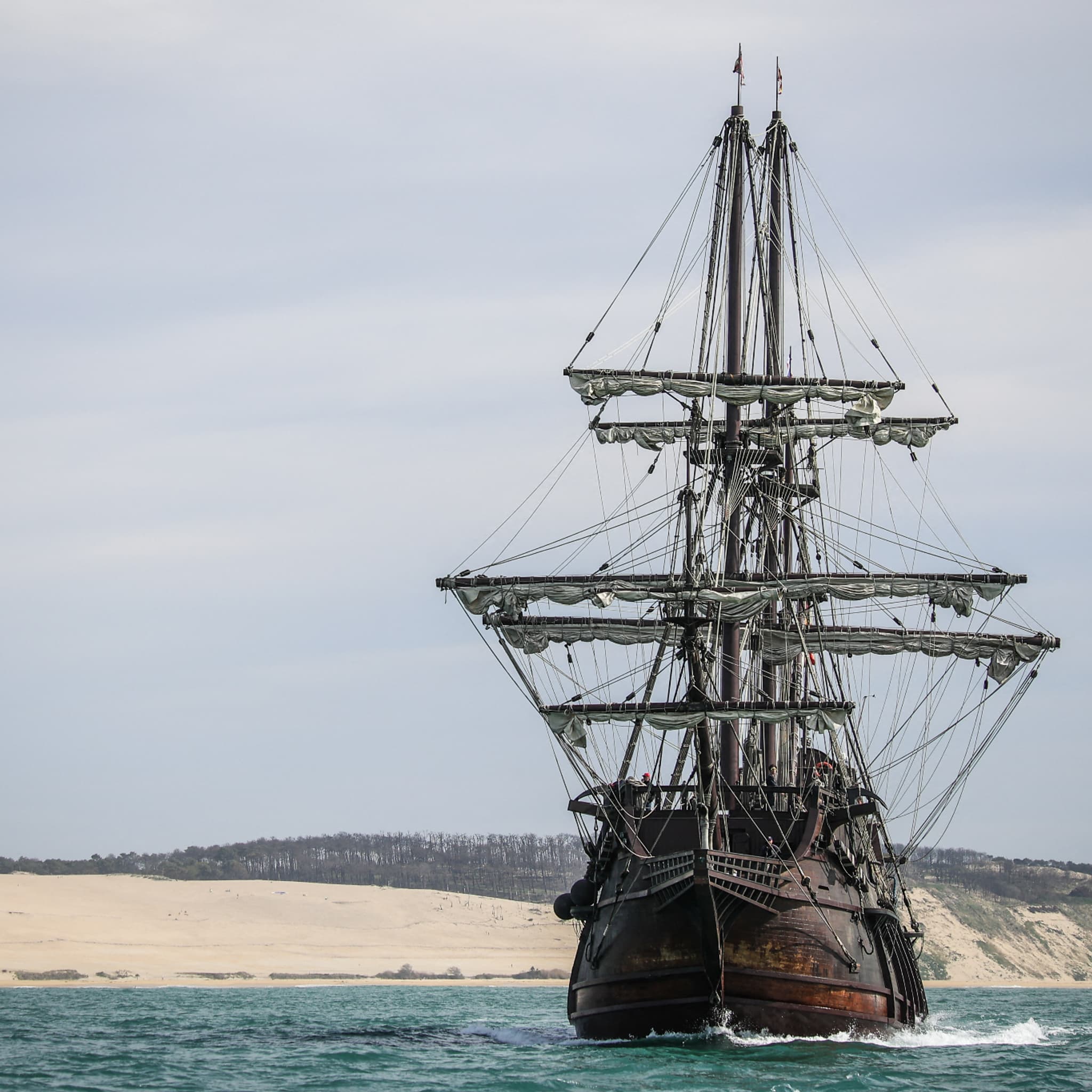 Cintrez Le Sprit Sur S/V Galeon, Reproduction De Galion Espagnol Image