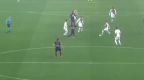 La passe de la semelle de Fabregas