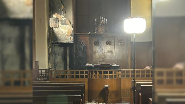La synagogue de Rouen, incendiée le 17 mai 2024.
