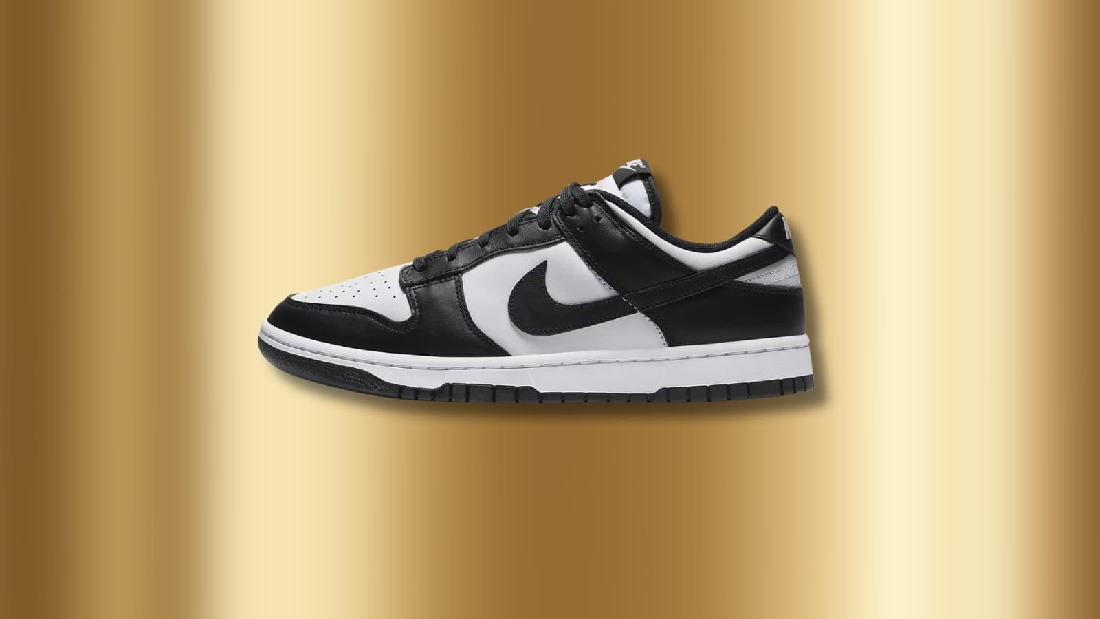 CETTE MYTHIQUE PAIRE DE NIKE DUNK LOW PORTÉE PAR LES STARS EST À PRIX RÉDUIT