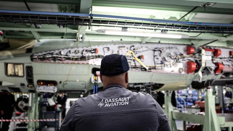 Elle enregistre sa plus forte hausse depuis près de 4 ans: l'activité industrielle repart en France grâce aux dépenses militaires (mais elle reste fragile)