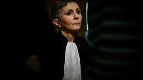 L'avocate de Dominique Pelicot, Béatrice Zavarro, quitte le palais de justice d'Avignon, le 26 novembre 2024