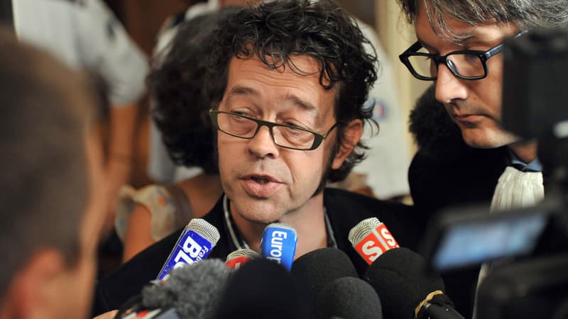Nicolas Bonnemaison à la sortie de son acquittement en juin 2014