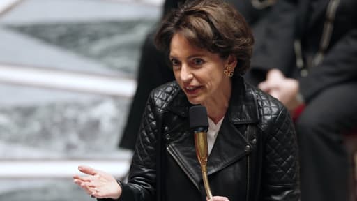 Marisol Touraine demande "une enquête exceptionnelle" après la mort d'un bébé in utero à Paris, faute, selon les parents, d'une place en maternité.