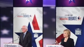 Débat télévisé entre Hillary Clinton et Bernie Sanders,  tous les deux candidats à l'investiture démocrate pour la présidentielle américaine de 2016, le 14 novembre 2015 à Des Moines dans l'Iowa