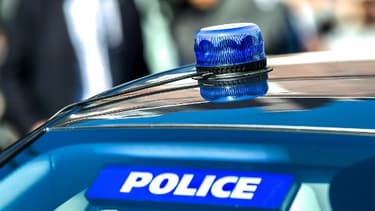 Un véhicule de police nationale - Image d'illustration
