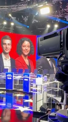 TANGUY DE BFM - Européennes: notre reporter vous montre les coulisses du débat sur BFMTV