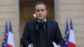 Le Premier ministre Sébastien Lecornu, le 24 novembre 2025 à Matignon.