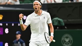 Arthur Rinderknech face à Zverev à Wimbledon, le 30 juin 2025.