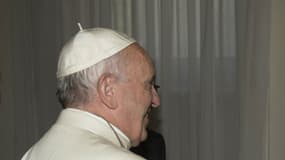 Le pape François et Greg Burke, nouveau chef du service de presse du Vatican, le 11 juillet 2016