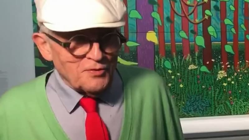 David Hockney en septembre 2017, devant l'oeuvre dont il a fait don au centre Pompidou.
