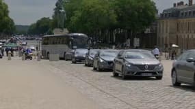 Les parlementaires arrivent à Versailles pour assister au discours d’Emmanuel Macron