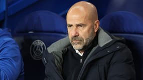 Peter Bosz lors du match de Ligue des champions entre le PSG et le PSV - 22/10/2024