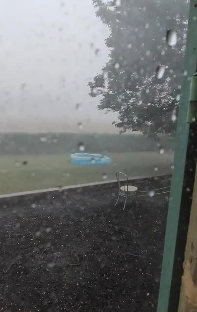 Un violent orage frappe la Gironde - Témoins BFMTV