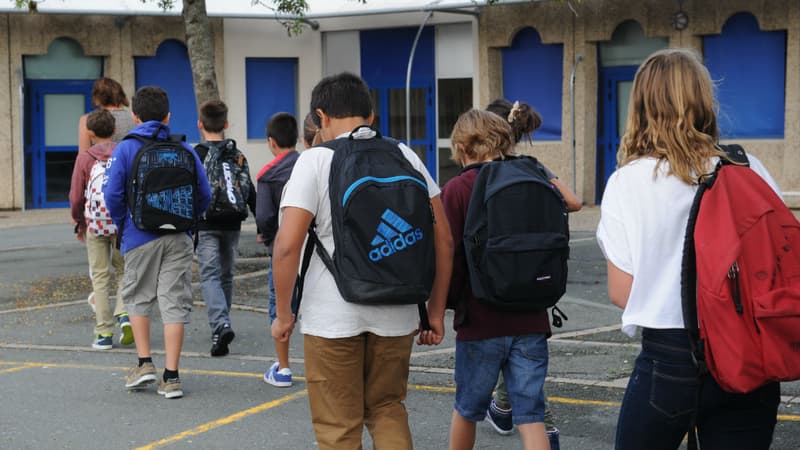 Un collégien de 14 ans d'Athis-de-l'Orne en Normandie s'est présenté dans son établissement avec une arme chargée.