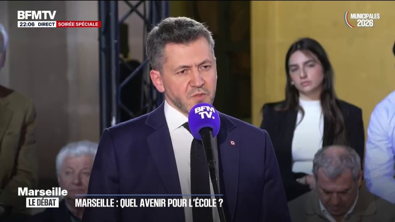 Municipales à Marseille: "Je suis favorable au port d'une tenue uniforme, à chanter la Marseillaise et hisser le drapeau tricolore chaque semaine", assure Franck Allisio (RN) Kép