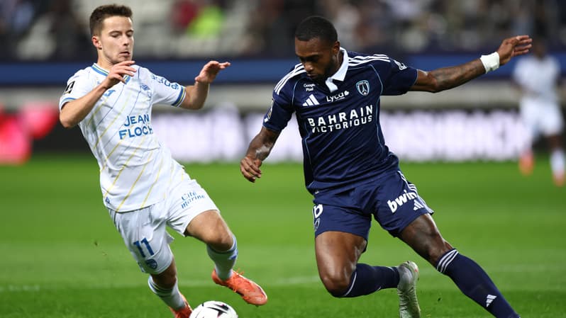 Duel entre Théo Le Bris et Otavio lors du match entre Lorient et le Paris FC, 3 octobre 2025