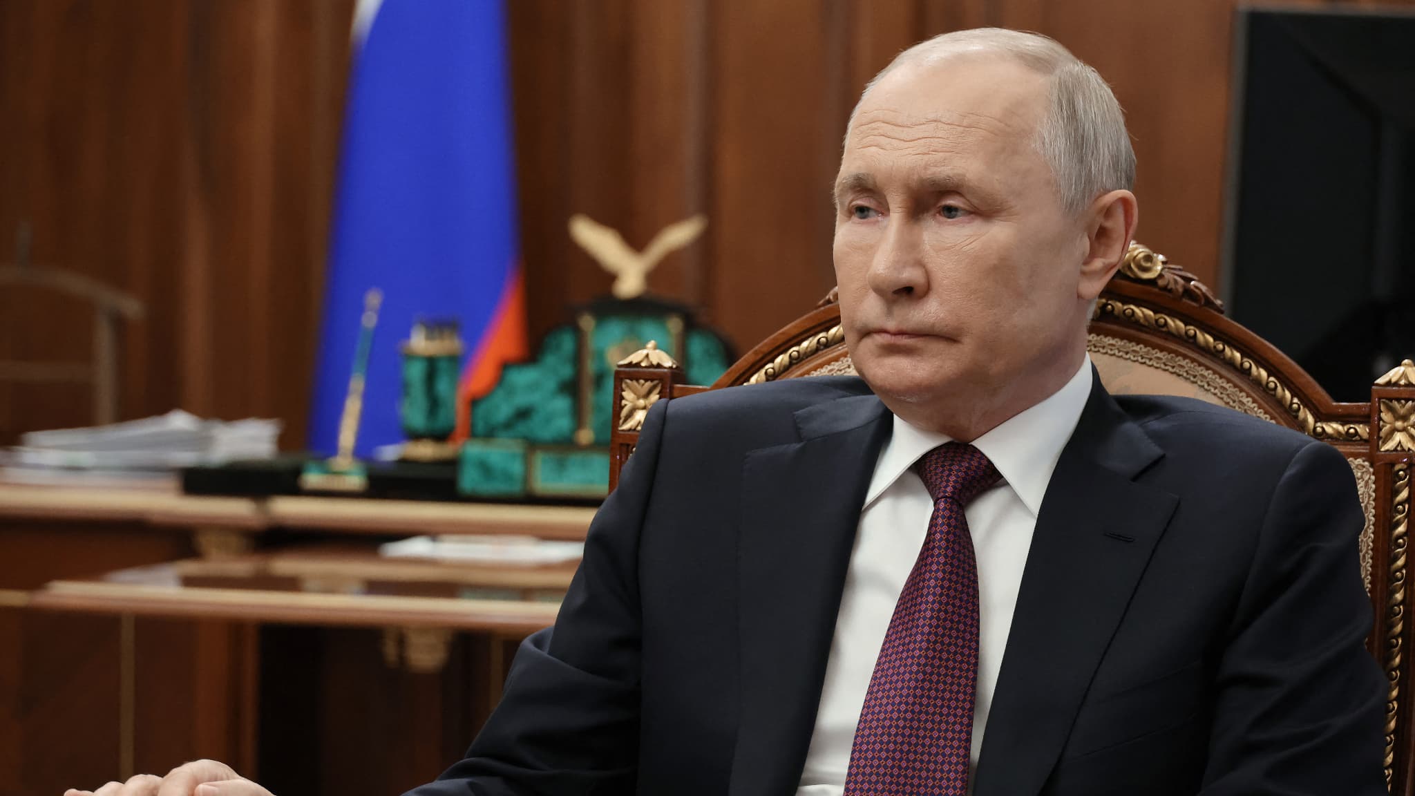 Vladimir Poetin vindt het belachelijk om aan Rusland te twijfelen