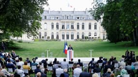 Emmanuel Macron s'adresse aux membres de la  Convention citoyenne pour le climat, le 29 juin à l'Elysée, à Paris