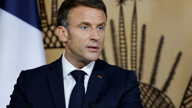 Niger: Emmanuel Macron condamne 