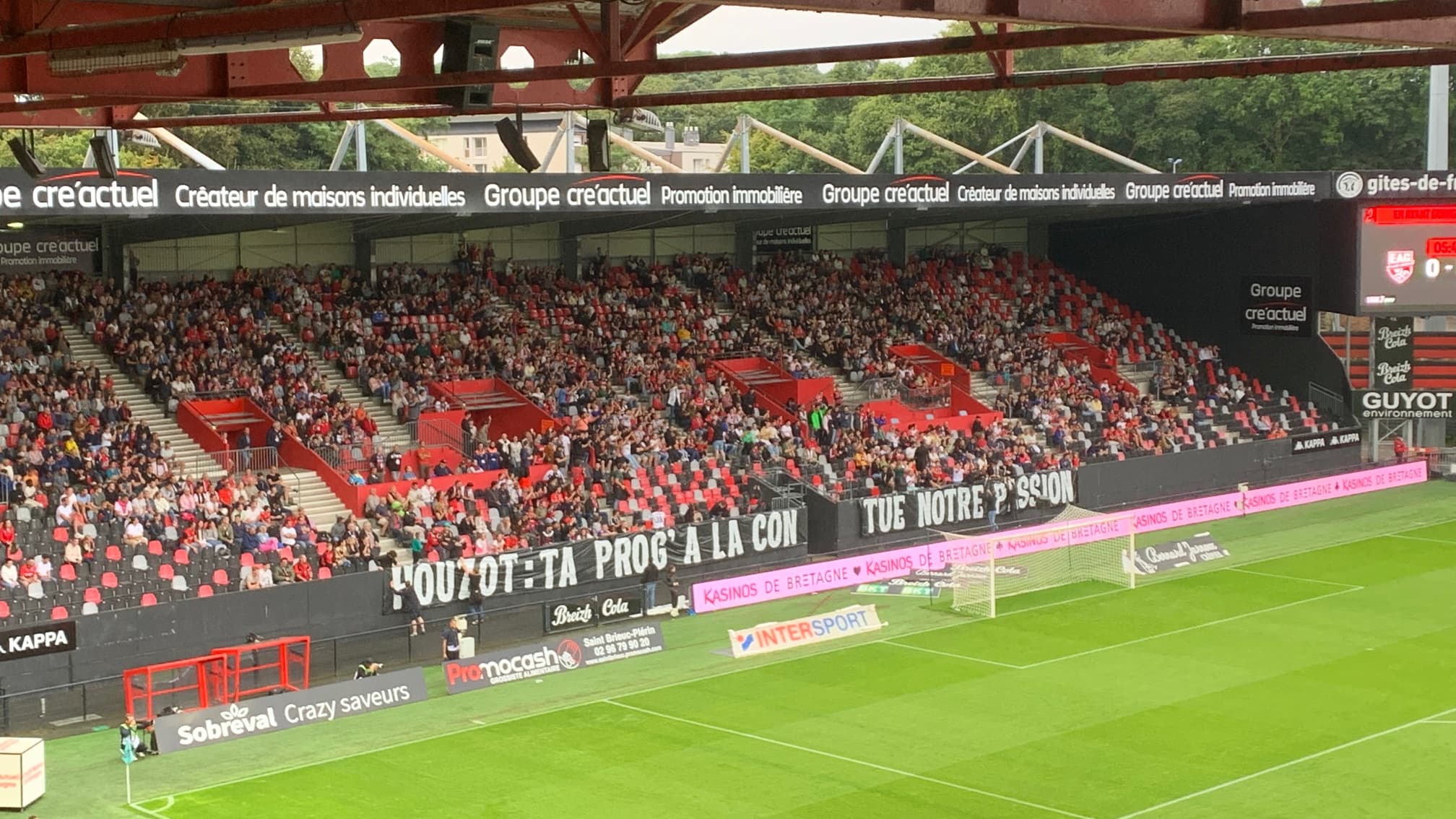 La banderole des supporters guingampais le 16 août 2024.