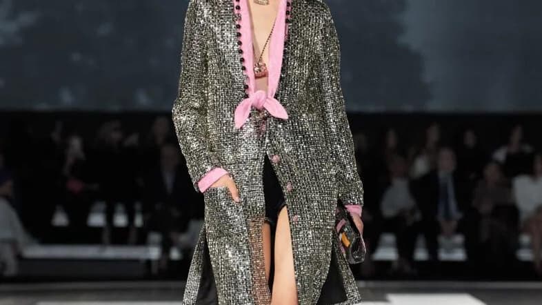 La collection Croisière 2023 de Chanel. La collection Croisière 2023 de Chanel.