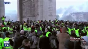 Nicolas, gilet jaune, protégeait la flamme du soldat inconnu quand il a vu les manifestants pénétrer dans l'Arc de Triomphe
