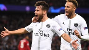 Juan Bernat et Neymar