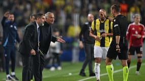 José Mourinho expulsé par Clément Turpin lors du match Fenerbahçe-Manchester United (1-1, Ligue Europa), le 24 octobre 2024