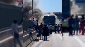 Le car qui devait amener les passagers à Lyon a pris feu sur l'autoroute A7.