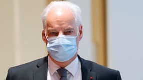 Le ministre délégué chargé des Petites et moyennes entreprises Alain Griset arrive au tribunal le 12 octobre 2021 