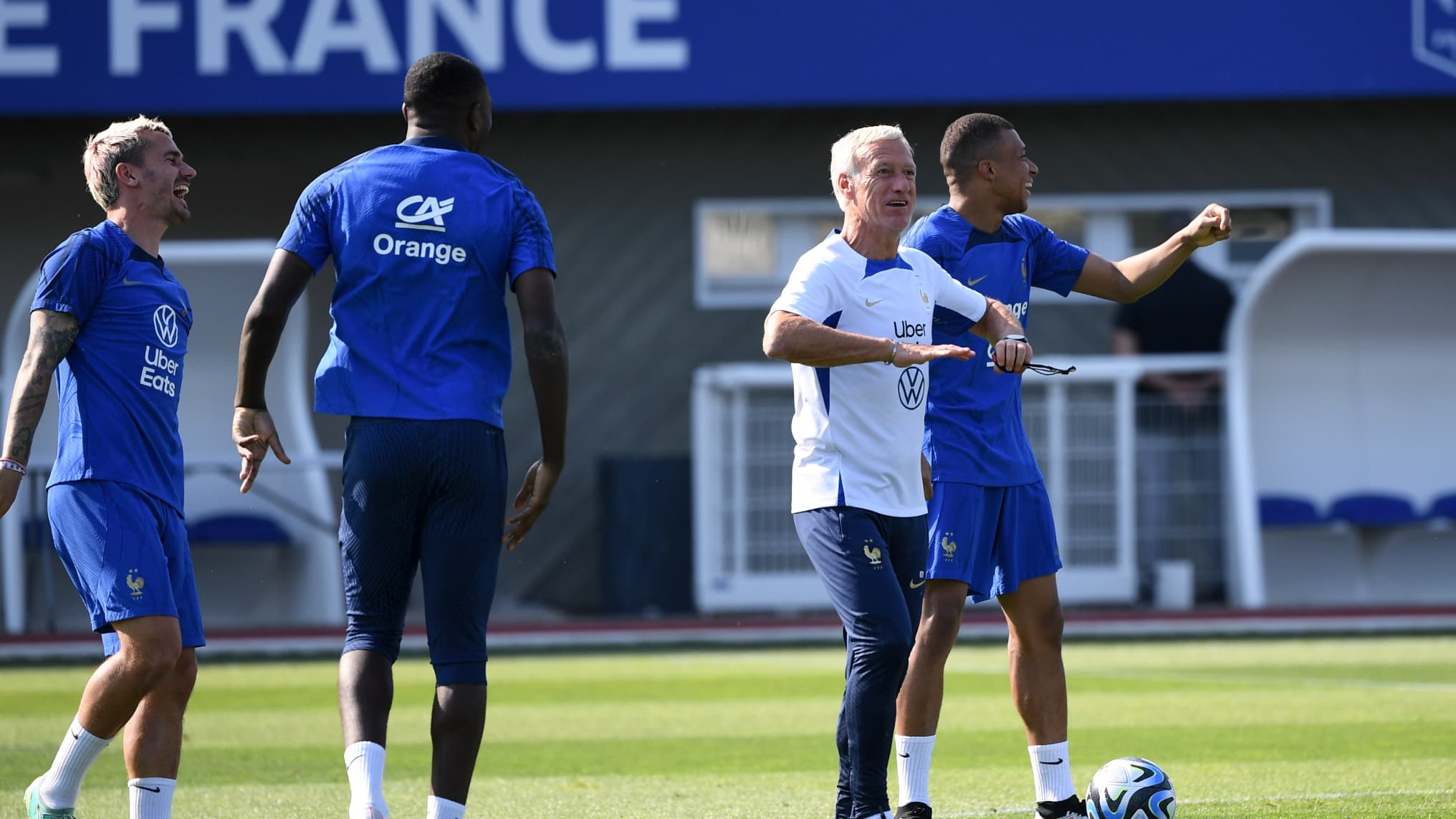 Brèves Actus Foot: les infos sur les Bleus avant les matchs amicaux contre l'Allemagne et le Chili thumbnail