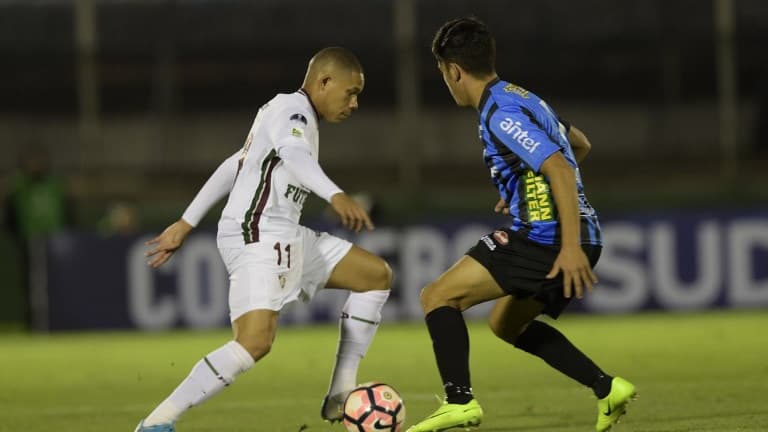 Wellington Silva (à gauche) ne jouera pas avec Bordeaux cette saison