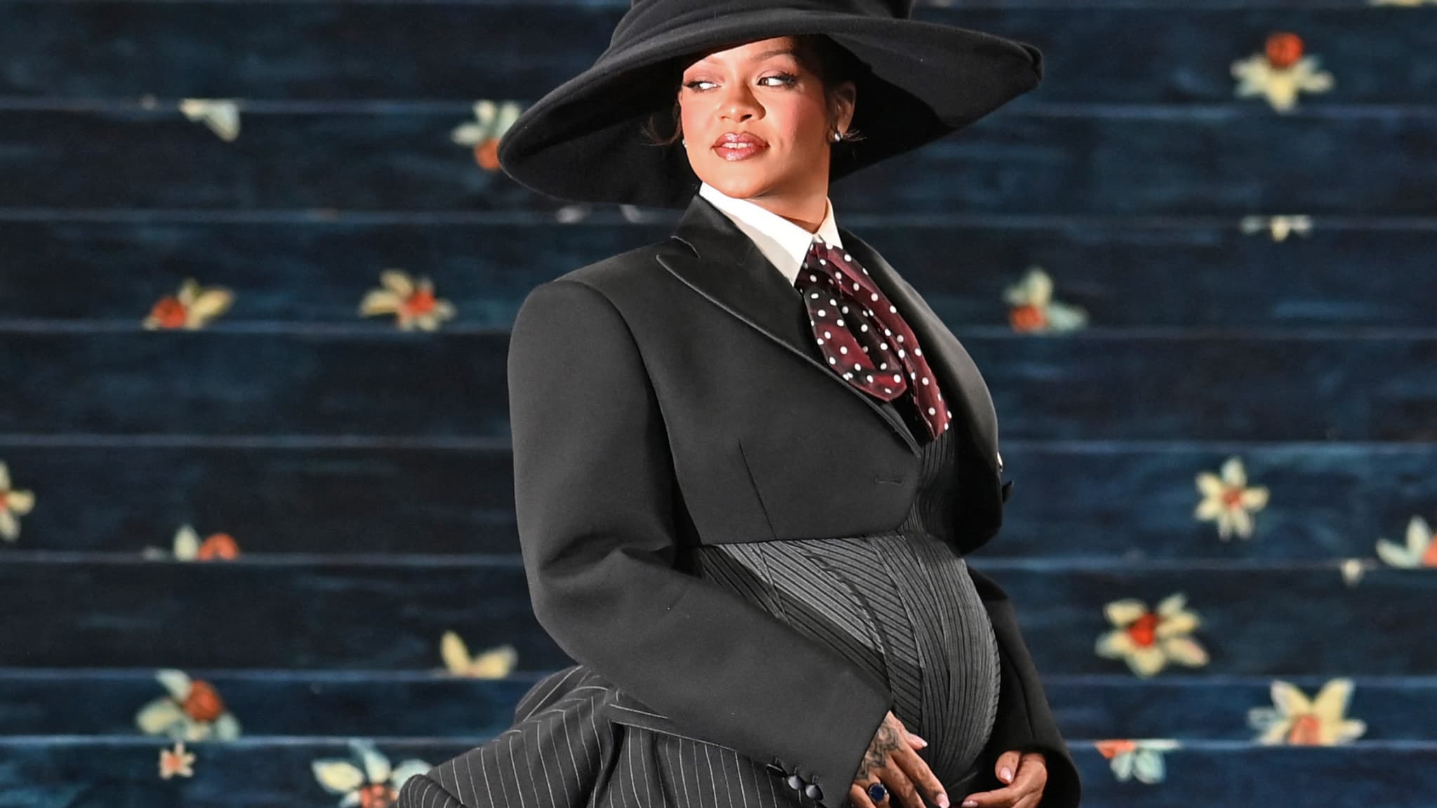 The singer and businesswoman Rihanna on May 5, 2025 on the red carpet of Met Gala The singer and businesswoman Rihanna on May 5, 2025 on the red carpet of Met Gala