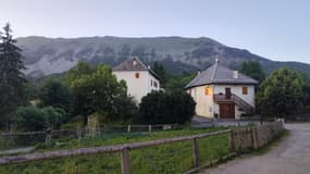 Le hameau du Haut-Vernet (Alpes-de-Haute-Provence) où Emile, un petit garçon de 2 ans et demi, a disparu le 8 juillet 2023.