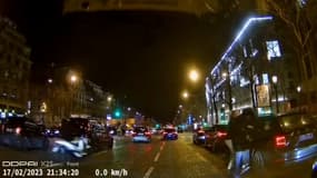 Un chauffeur de taxi agressé par deux individus sur l'avenue des Champs-Elysées, une enquête ouverte