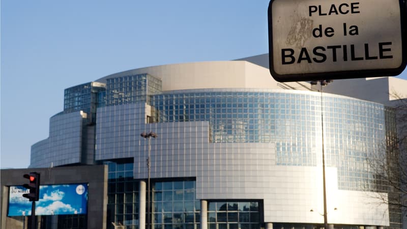 Un projet de ferme maraîchère et de houblonnière doit voir le jour en 2017 sur le toit de l'Opéra Bastille à Paris.