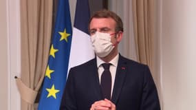 Mont-Valérien: "Souiller ce lieu est indigne et aucun combat ne le justifie", condamne Emmanuel Macron