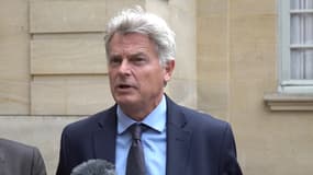 Fabien Roussel, patron du PCF, à sa sortie de Matignon, le 1er septembre 2025