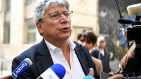 Éric Coquerel, alors député LFI, devant la presse à Paris le 3 mai 2022.