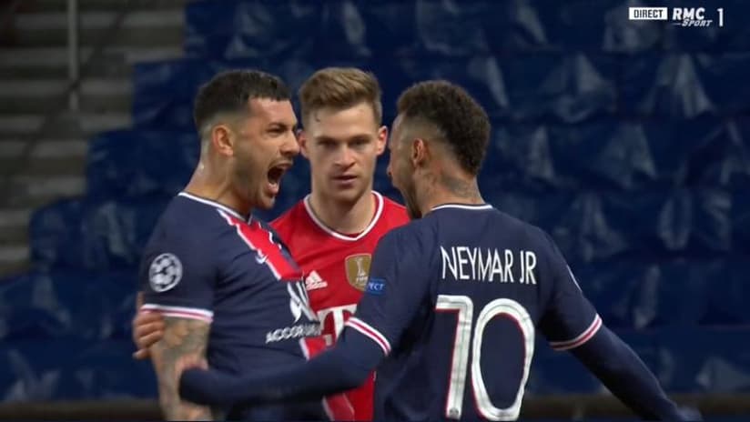 Neymar et Paredes fêtent la qualification face au Bayern Neymar et Paredes fêtent la qualification face au Bayern