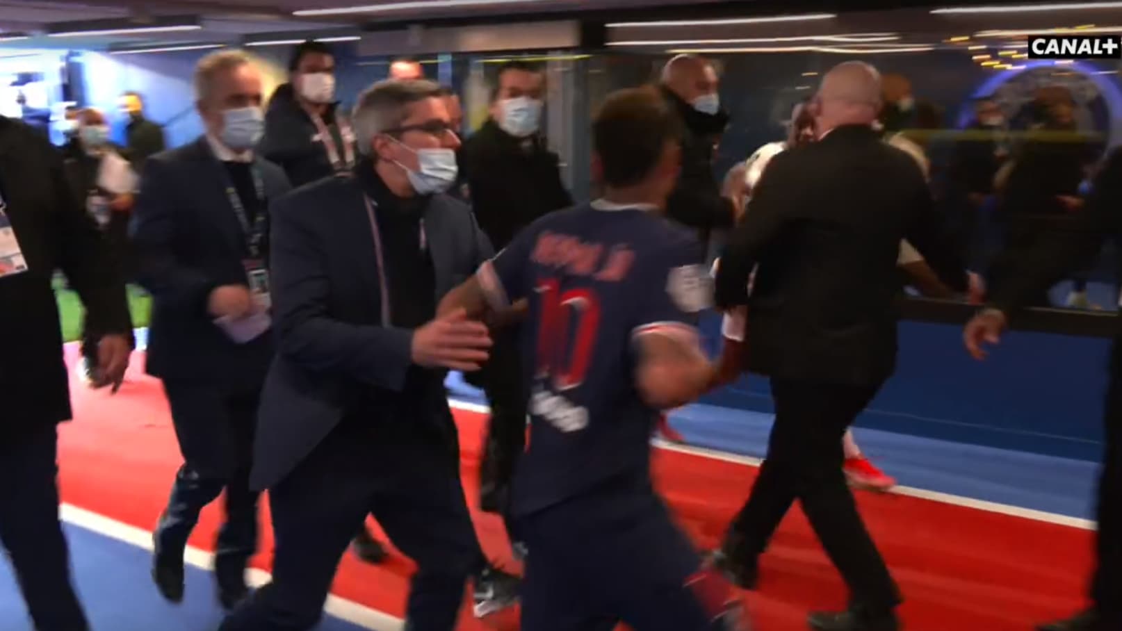 Neymar et Djalo, à Paris le 3 avril 2021 Neymar et Djalo, à Paris le 3 avril 2021