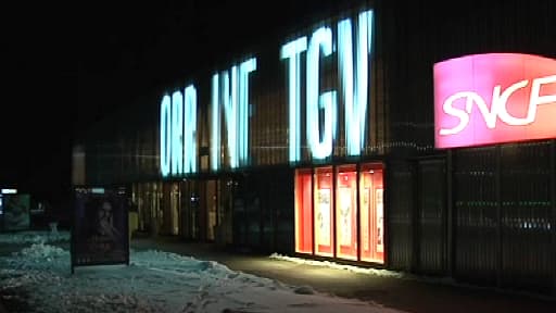 La gare Lorraine TGV, construite pour le passage du TGV Est, est à la fois coûteuse et peu pratique.