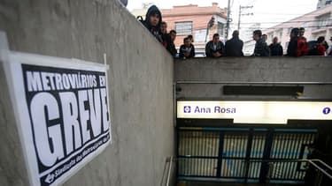 Une station de métro fermée, le 6 juin 2014 à São Paulo.