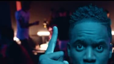 Black M dans le clip "Askip"