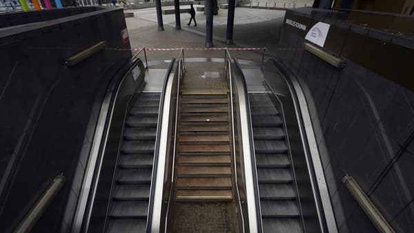 Une station de métro, à Bruxelles, le 21 novembre. Une station de métro, à Bruxelles, le 21 novembre.