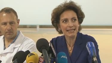 Marisol Touraine en conférence de presse au CHRU de Lille, samedi.