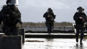 Le GIGN s'entraîne sur la base de Mondesir, à l'Ouest de Paris, en janvier 2011. (Photo d'illustration)